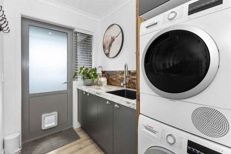 Photo of property in 15 Shadbolt Drive, Leamington, Cambridge, 3432