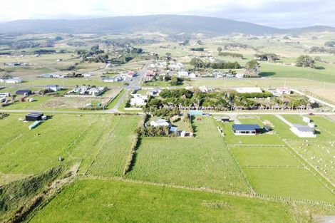 Photo of property in 13 Surrey Street, Orepuki, Riverton, 9881