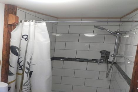 Photo of property in 26 Porterfield Street, Macandrew Bay, Dunedin, 9014