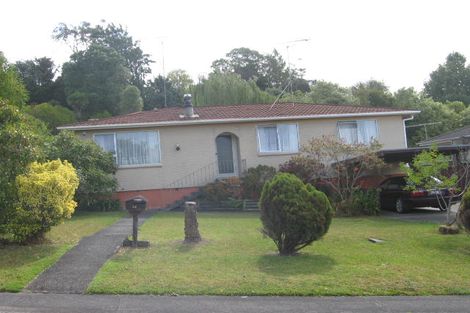 Photo of property in 18 Wanita Place, Totara Vale, Auckland, 0629