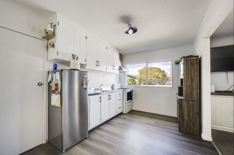 Photo of property in 16 Guildford Street, Tamatea, Napier, 4112