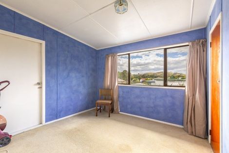 Photo of property in 4 Woburn Street, Waipukurau, 4200