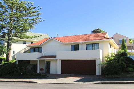 Photo of property in 19 Avon Street, Island Bay, Wellington, 6023