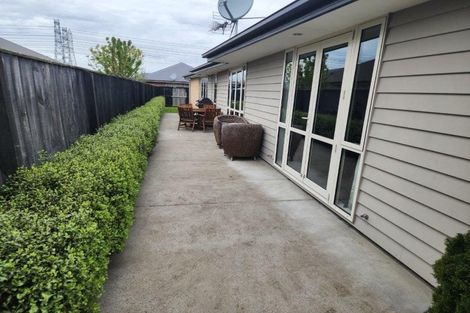 Photo of property in 34 Jarnac Boulevard, Yaldhurst, Christchurch, 8042