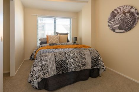 Photo of property in Courtenay Apartments, 502/120 Courtenay Place, Te Aro, Wellington, 6011