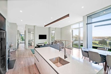 Photo of property in 13 Redmund Spur Road, Kennedys Bush, Christchurch, 8025