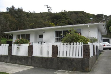Photo of property in 42 Enfield Street, Wainuiomata, Lower Hutt, 5014