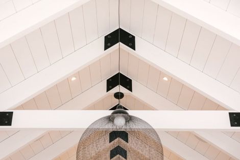 Photo of property in 69 Kanuka Drive, Hokowhitu, Palmerston North, 4410