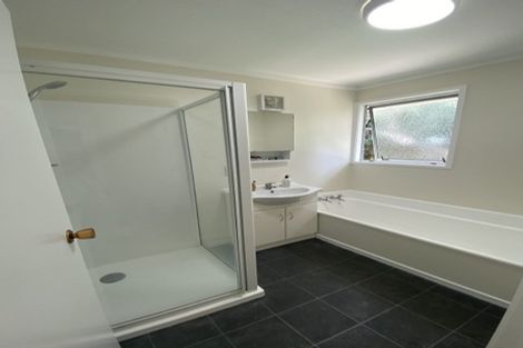 Photo of property in 42 Claverdon Drive, Massey, Auckland, 0614