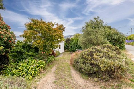 Photo of property in 27 Te Papau Crescent, Diamond Harbour, 8972