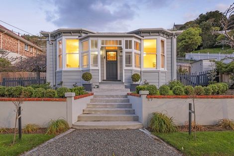 Photo of property in 17 Wilton Road, Wadestown, Wellington, 6012