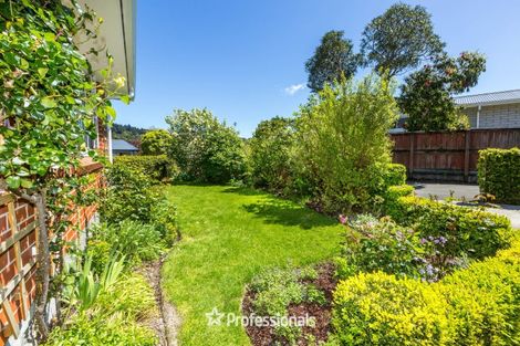 Photo of property in 37 Sunbrae Drive, Silverstream, Upper Hutt, 5019