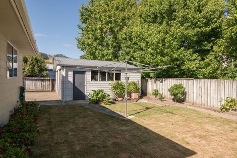 Photo of property in 28 Rochfort Drive, Richmond, 7020