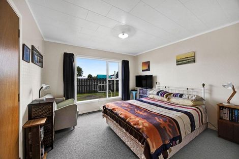 Photo of property in 13 Gibson Place, Patea, 4520