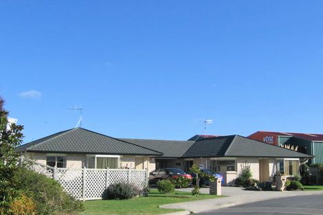 Photo of property in 23b Dennis Taylor Court, Paraparaumu, 5032