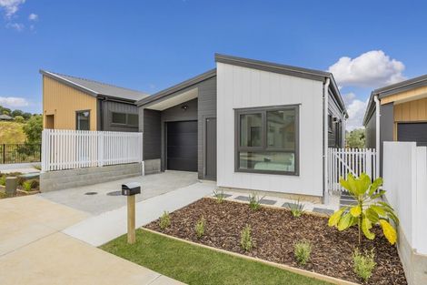 Photo of property in 51 Taukahiwi Road, Pukekohe, 2120