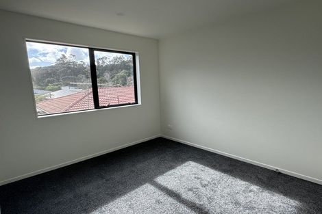 Photo of property in 15 Lowtherhurst Road, Massey, Auckland, 0614