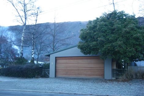 Photo of property in 5 Devon Street, Arrowtown, 9302