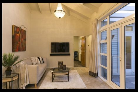 Photo of property in 82 Jubilee Road, Khandallah, Wellington, 6035