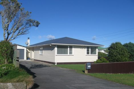 Photo of property in 29 Pokohiwi Road, Normandale, Lower Hutt, 5010