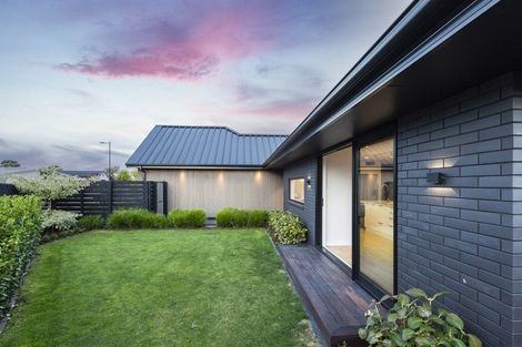 Photo of property in 7 Winning Post Place, Halswell, Christchurch, 8025