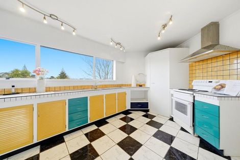 Photo of property in 4220a Great North Road, Glendene, Auckland, 0602