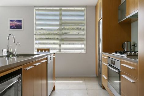 Photo of property in 11/2 Lowell Place, Waipahihi, Taupo, 3330