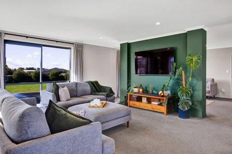 Photo of property in 2 Biron Place, Stratford, 4332