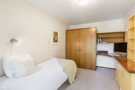 Photo of property in 1/8 Long Street, Torbay, Auckland, 0630