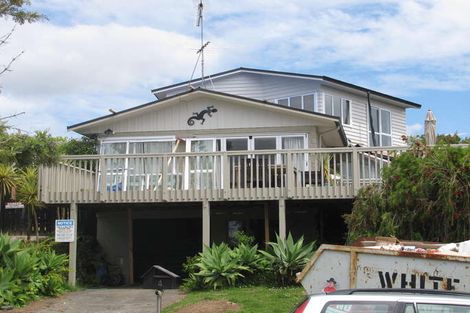 Photo of property in 4 Judkins Crescent, Cockle Bay, Auckland, 2014