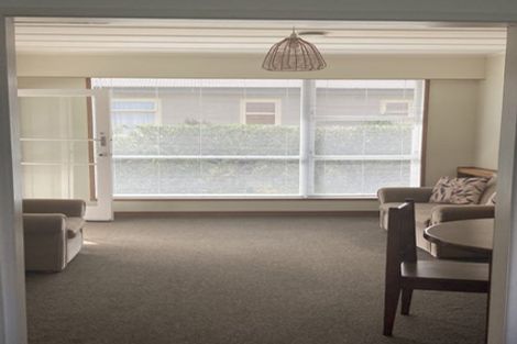 Photo of property in 2/12 The Parade, Bucklands Beach, Auckland, 2012