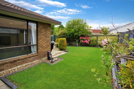 Photo of property in 2/32 Meadow Street, Papanui, Christchurch, 8052