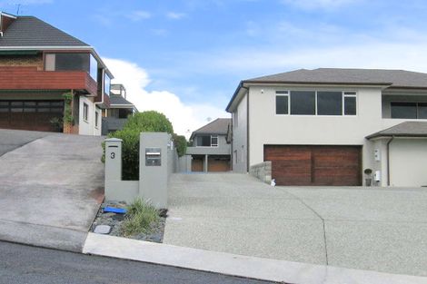 Photo of property in 1 Lynton Road, Bucklands Beach, Auckland, 2012