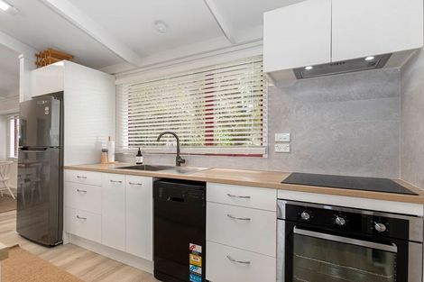 Photo of property in 1951 Cove Road, Mangawhai, Kaiwaka, 0573