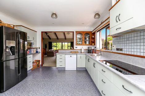 Photo of property in 73 Cressida Avenue, Stratford, 4332