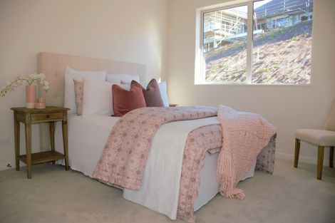 Photo of property in 98 Godfrey Drive, Orewa, 0931