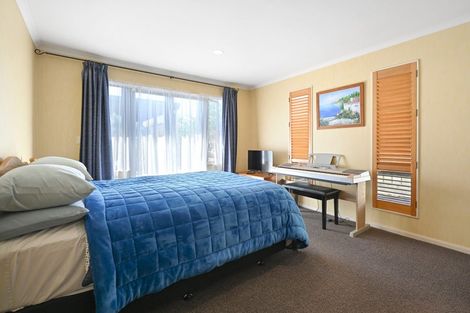 Photo of property in 16 Cate Road, Rototuna, Hamilton, 3210