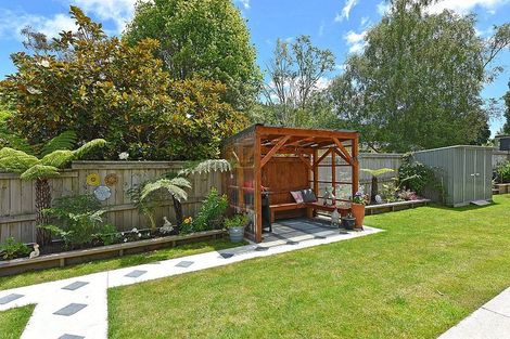 Photo of property in 33 Kahikatea Lane, Brown Owl, Upper Hutt, 5018