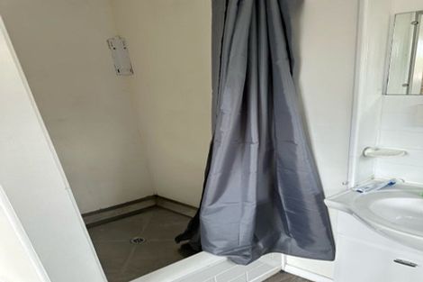 Photo of property in 15 Arawhata Road, Paraparaumu, 5032