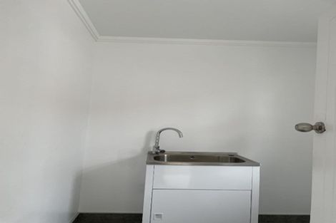 Photo of property in 39 Park Road, Glenfield, Auckland, 0629