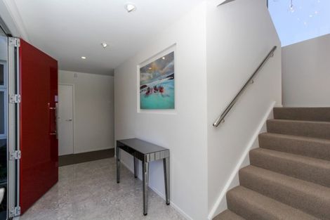 Photo of property in 5a Mission Street, Moturoa, New Plymouth, 4310