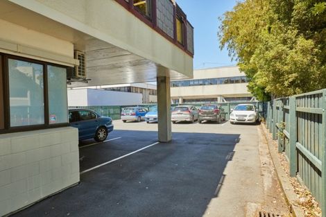 Photo of property in 6 Raroa Road, Kelburn, Wellington, 6012