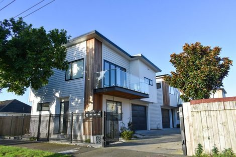 Photo of property in 26a Holland Avenue, Point England, Auckland, 1072