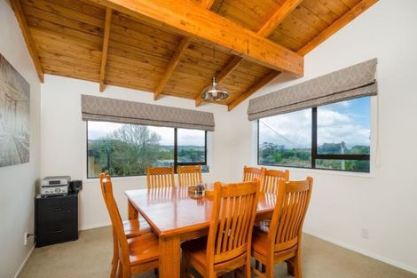 Photo of property in 23 Matua Road, Huapai, Kumeu, 0810
