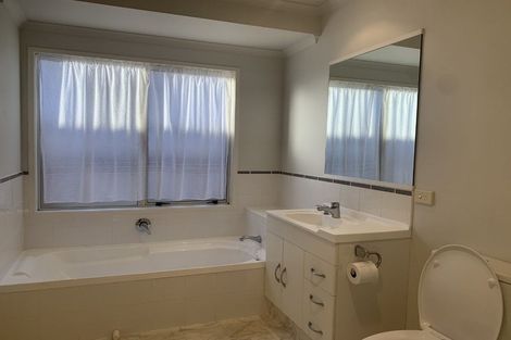 Photo of property in 2 Kinloch Drive, Bethlehem, Tauranga, 3110