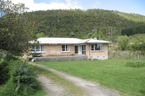 Photo of property in 1546 State Highway 30, Rotoiti Forest, Rotorua, 3074