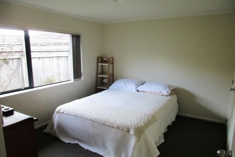 Photo of property in 4b Georgia Grove, Paraparaumu, 5032