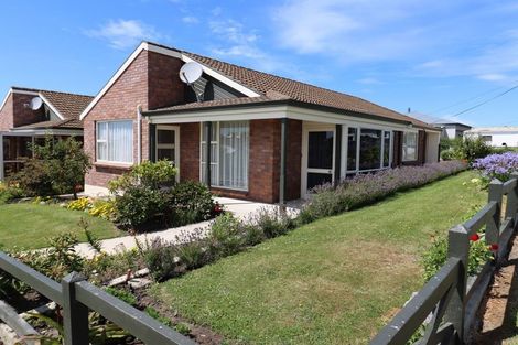 Photo of property in 49 Arun Street, South Hill, Oamaru, 9400
