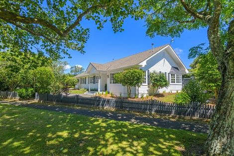 Photo of property in 54 Waterloo Crescent, Hokowhitu, Palmerston North, 4410