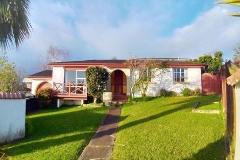 Photo of property in 2/26a Sunnynook Road, Sunnynook, Auckland, 0620